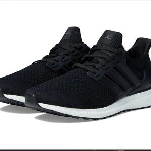 Womens Adidas Boost Black/White US Sz 9 1/2 Running Shoes. RP $190.00. Exc cond